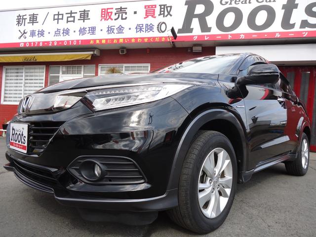 ヴェゼル ハイブリッドＸ・ホンダセンシング　４ＷＤ　新品タイヤ　インターナビ　フルセグＴＶ　バックカメラ　レーンアシスト　ＥＴＣ　ＬＥＤヘッドライト　自動式防眩ミラー　Ｂｌｕｅｔｏｏｔｈ　オートクルーズ　ＣＤ　ＤＶＤ　サイドエアバック　ＵＳＢ（4枚目）