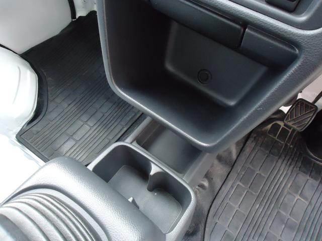 スクラムトラック ＫＣエアコン・パワステ　４ＷＤ　５速マニュアル　エアコン　パワステ　Ｗエアバッグ　純正ラジオカーオーディオ（14枚目）