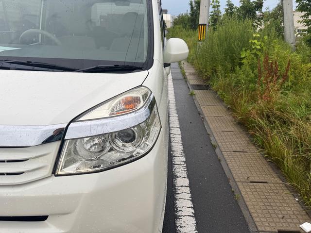 ライフ Ｇ特別仕様車　ＨＩＤスマートスペシャル　スマートキーオートエアコンＡＢＳエアバックバックカメラ電動格納ミラー（8枚目）