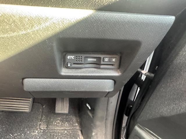 ステップワゴンスパーダ Ｓ　片側パワスラキーレス　ＡＢＳエアバックＨＩＤフォグランプ電動格納ミラー（2枚目）