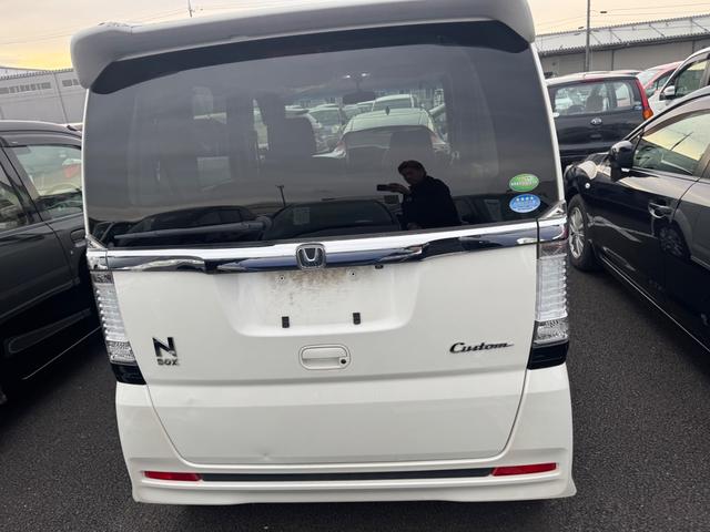 Ｎ－ＢＯＸカスタム Ｇ・Ａパッケージ　スマートキーオートエアコン片側パワスラＨＩＤフォグランプ社外ナビ電動格納ミラー（4枚目）