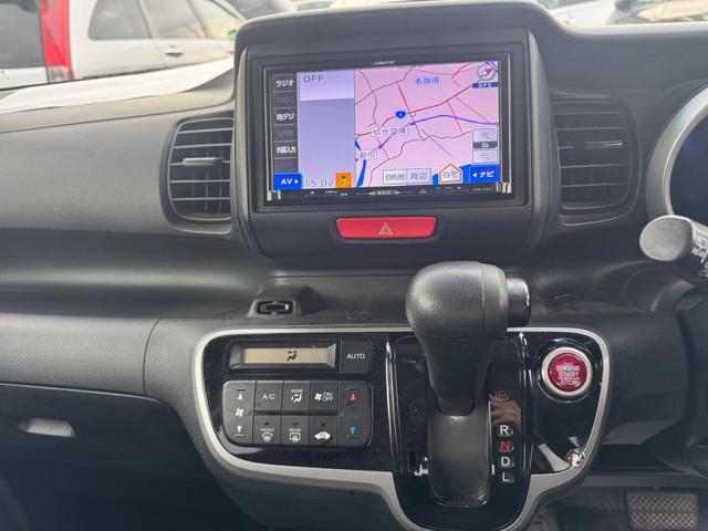 Ｎ－ＢＯＸカスタム Ｇ・Ａパッケージ　スマートキーオートエアコン片側パワスラＨＩＤフォグランプ社外ナビ電動格納ミラー（8枚目）