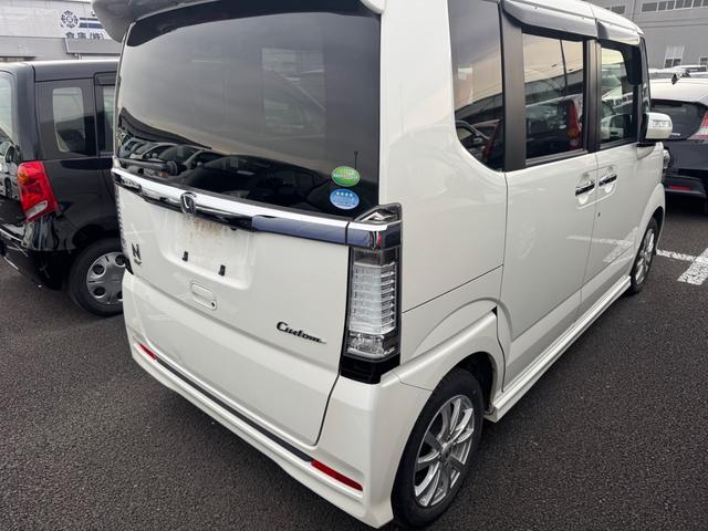 Ｎ－ＢＯＸカスタム Ｇ・Ａパッケージ　スマートキーオートエアコン片側パワスラＨＩＤフォグランプ社外ナビ電動格納ミラー（9枚目）