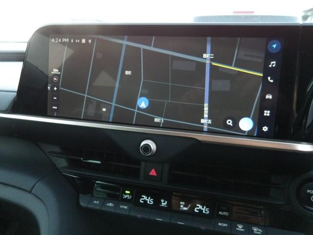 クラウンクロスオーバー Ｇアドバンスド　４ＷＤ　ワンオーナー　ディスプレイオーディオ　フルセグＴＶ　ＴＶキット　全方位カメラ　衝突被害軽減システム　ビルドインＥＴＣ　ＬＥＤヘッドランプ　パワーバックドア　デジタルインナーミラ　ＢＳＭ　置充電（5枚目）