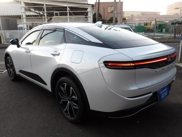 クラウンクロスオーバー Ｇアドバンスド　４ＷＤ　ワンオーナー　ディスプレイオーディオ　フルセグＴＶ　ＴＶキット　全方位カメラ　衝突被害軽減システム　ビルドインＥＴＣ　ＬＥＤヘッドランプ　パワーバックドア　デジタルインナーミラ　ＢＳＭ　置充電（23枚目）