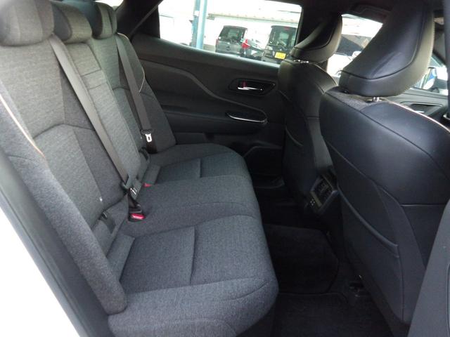 クラウンクロスオーバー Ｇアドバンスド　４ＷＤ　ワンオーナー　ディスプレイオーディオ　フルセグＴＶ　ＴＶキット　全方位カメラ　衝突被害軽減システム　ビルドインＥＴＣ　ＬＥＤヘッドランプ　パワーバックドア　デジタルインナーミラ　ＢＳＭ　置充電（26枚目）