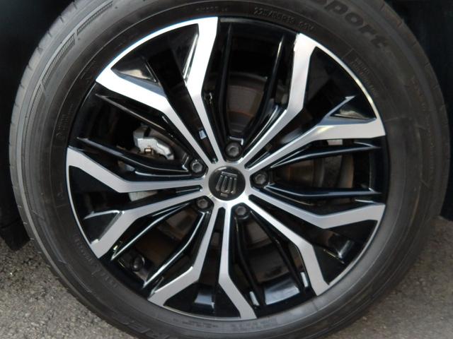 クラウンクロスオーバー Ｇアドバンスド　４ＷＤ　ワンオーナー　ディスプレイオーディオ　フルセグＴＶ　ＴＶキット　全方位カメラ　衝突被害軽減システム　ビルドインＥＴＣ　ＬＥＤヘッドランプ　パワーバックドア　デジタルインナーミラ　ＢＳＭ　置充電（31枚目）