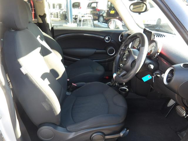 ＭＩＮＩ クーパーＳ　ポータブルナビ　ターボ　キーレス　ＥＴＣ　電動格納ドアミラー（18枚目）