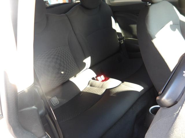 ＭＩＮＩ クーパーＳ　ポータブルナビ　ターボ　キーレス　ＥＴＣ　電動格納ドアミラー（19枚目）