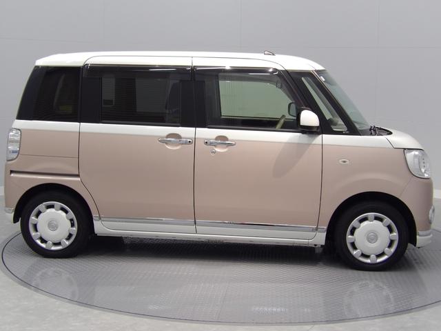 ムーヴキャンバス Ｇメイクアップ　ＳＡＩＩＩ　４ＷＤ　ナビ　バックカメラ　ＥＴＣ　両側パワースライドドア　シートヒーター（4枚目）