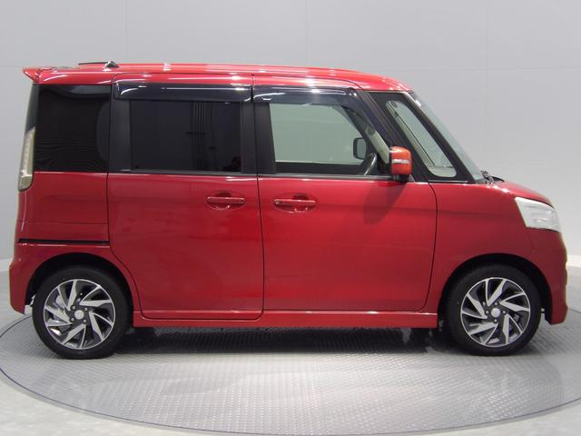 スペーシアカスタム ＴＳ　ターボ　４ＷＤ　両側パワースライドドア　社外ナビ　社外エンジンスターター付き（4枚目）