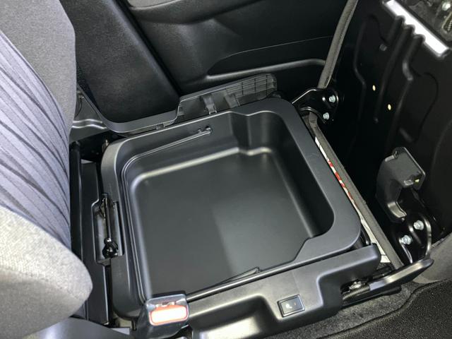 ソリオ ＨＹＢＲＩＤ　ＭＺ　９インチナビ　全方位カメラ　純正ホイール＆夏タイヤ欠品　衝突被害軽減ブレーキ　後退時ブレーキサポート　前後誤発進抑制機能　車線逸脱警報機能　アダプティブクルーズコントロール　両側電動スライドドア　オートライト　ＬＥＤヘッドランプ（32枚目）