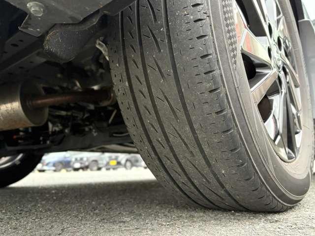 セレナ １．２　ｅ－ＰＯＷＥＲ　ハイウェイスター　Ｖ　アーバンクロム　インテリジェントエマージェンシーブレーキ　全周囲カメラ　ＬＥＤヘッド　アダプティブクルーズ　寒冷地仕様　ＥＴＣ　両側自動ドア　レーンアシスト　ワンオーナー　禁煙車　ＡＢＳ　オートエアコン　メモリーナビ（20枚目）