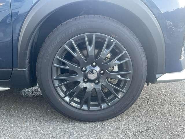 キックス １．２　ＡＵＴＥＣＨ　（ｅ－ＰＯＷＥＲ）　４ＷＤ　ＡＵＴＥＣＨ専用シグネチャーＬＥＤ　サイドターン　展示・試乗車ＵＰ　全方位カメラ　ＬＥＤ　エマージェンシーブレーキ　寒冷地仕様　４ＷＤ　ＥＴＣ　アルミホイール　バックカメラ　アイドリングストップ　レーダークルーズコントロール　レーンキープアシスト（10枚目）