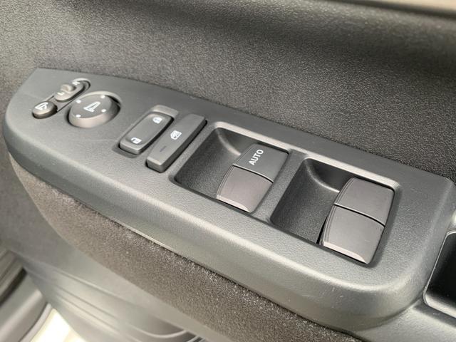 Ｎ－ＢＯＸカスタム ターボ　４ＷＤ　禁煙ワンオーナー　純正ディスプレイオーディオ　バックカメラ　両側電動スライドドア　ホンダセンシング　レーダークルコン　ヒーター付ハーフレザーシート　純正ゴムフロアマット　ＬＥＤオートライト（15枚目）