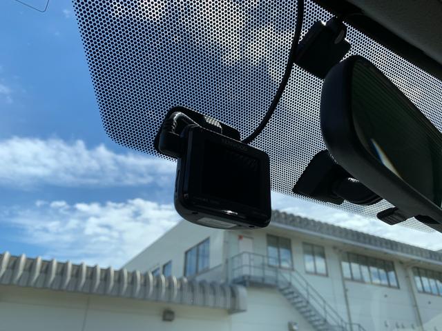 ノア Ｓｉ　４ＷＤ　禁煙車　トヨタディーラー記録簿　純正ＳＤナビフルセグＴＶ　走行中視聴可　フリップダウンモニター　バックカメラ　寒冷地仕様　両側電動スライドドア　ＬＥＤヘッドライト　純正エンジンスタータ　ＥＴＣ（15枚目）