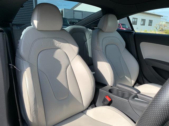 TT RSプラスクーペ ベースグレード 4WD 禁煙車 車検令和9年6月迄 記録簿 ヒーター付本革シート 純正SDナビフルセグTV バックカメラ HID LEDポジションランプ クルコン ETC 専用エクステリア&19AW 専用リアウイング(22枚目)