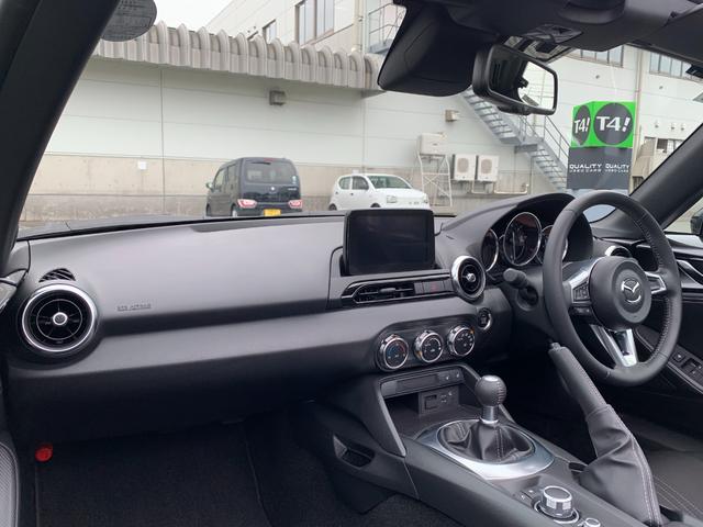 ロードスター Sスペシャルパッケージ 禁煙車 6速マニュアル マツダディーラー記録簿 マツダコネクトSDナビフルセグTV DVD バックカメラ シートヒーター オートエアコン USB端子 スマートキー ETC コーナーセンサー(3枚目)