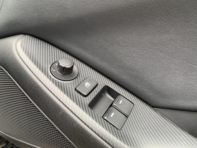 ロードスター Sスペシャルパッケージ 禁煙車 6速マニュアル マツダディーラー記録簿 マツダコネクトSDナビフルセグTV DVD バックカメラ シートヒーター オートエアコン USB端子 スマートキー ETC コーナーセンサー(18枚目)