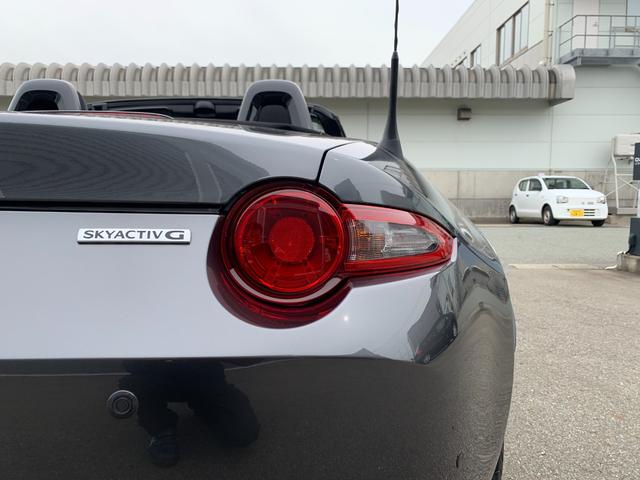 ロードスター Sスペシャルパッケージ 禁煙車 6速マニュアル マツダディーラー記録簿 マツダコネクトSDナビフルセグTV DVD バックカメラ シートヒーター オートエアコン USB端子 スマートキー ETC コーナーセンサー(47枚目)