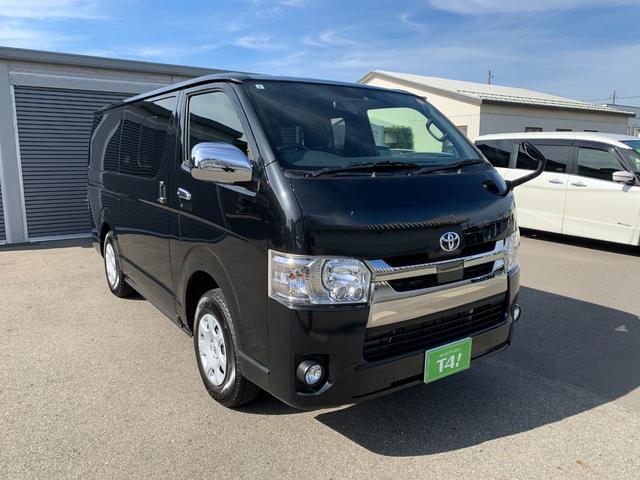 ハイエースバン スーパーＧＬ　ダークプライムＩＩ　４ＷＤ　禁煙車　ベッドキット　ＳＤナビフルセグＴＶ　バックカメラ　記録簿　ＥＴＣ　衝突被害軽減装置　ハーフレザー　イージークローズ付両側スライドドア　ＬＥＤオートライト　スマートキー　オートエアコン（42枚目）