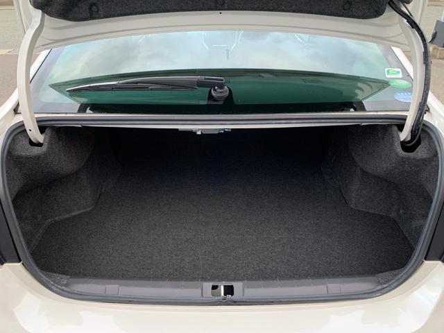 インプレッサＧ４ ２．０ｉ－Ｓアイサイト　４ＷＤ　禁煙ワンオーナー　純正ＳＤナビフルセグＴＶ　バックカメラ　ＬＥＤオートライト　フォグランプ　レーダークルコン　純正１８インチＡＷ　パワーシート　スマートキー　アイドリングストップ　ＥＴＣ（29枚目）