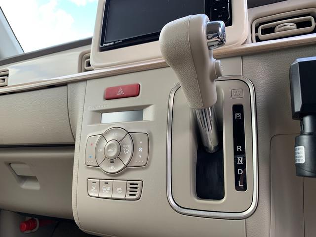 アルトラパン X 4WD 禁煙ワンオーナー 記録簿完備 全方位モニター付SDナビフルセグTV TVキット バックカメラ ツートンカラー 衝突被害軽減装置 シートヒーター 純正14インチAW オートエアコン 前後ドラレコ(13枚目)