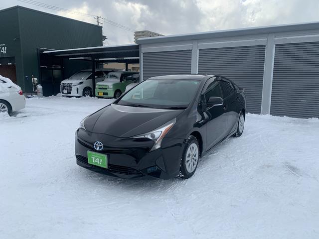 プリウス Ｓ　４ＷＤ　純正ＳＤナビＴＶ　バックカメラ　点検整備記録簿　純正１５インチＡＷ　ビルトインＥＴＣ　ＬＥＤオートライト　プライバシーガラス　スマートキー　プッシュスタート　横滑り防止装置　電動格納ミラー（30枚目）