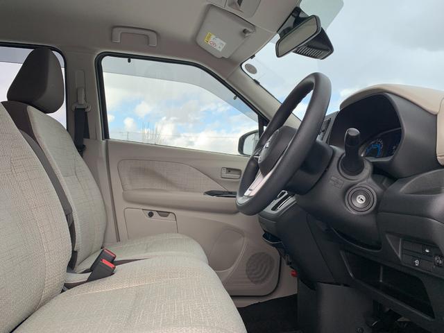 ｅＫワゴン Ｍ　４ＷＤ　禁煙車　三菱ディーラ記録簿完備　ＳＤナビフルセグＴＶ　ＴＶキット　Ｂｌｕｅｔｏｏｔｈ　シートヒーター　コーナーセンサー　ＵＳＢ端子　アイドリングストップ　ステアリングスイッチ　衝突被害軽減装置（16枚目）