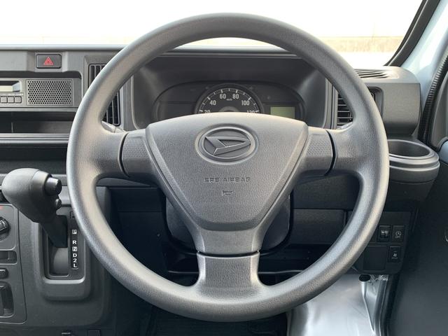 ハイゼットカーゴ スペシャル　４ＷＤ　禁煙ワンオーナー　ディーラー記録簿完備　前後ドライブレコーダー　リモコンエンジンスターター　ＬＥＤフォグランプ　エアコン　アイドリングストップ　パワーステアリング　集中ドアロック（4枚目）