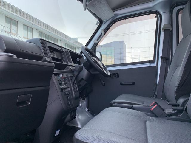 ハイゼットカーゴ スペシャル　４ＷＤ　禁煙ワンオーナー　ディーラー記録簿完備　前後ドライブレコーダー　リモコンエンジンスターター　ＬＥＤフォグランプ　エアコン　アイドリングストップ　パワーステアリング　集中ドアロック（17枚目）