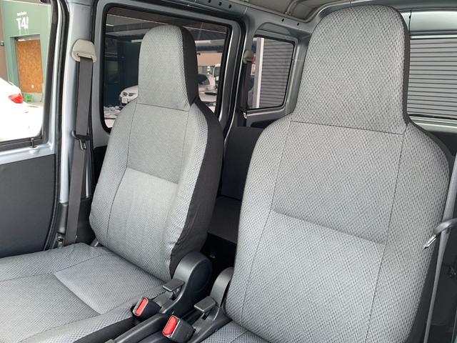 ハイゼットカーゴ スペシャル　４ＷＤ　禁煙ワンオーナー　ディーラー記録簿完備　前後ドライブレコーダー　リモコンエンジンスターター　ＬＥＤフォグランプ　エアコン　アイドリングストップ　パワーステアリング　集中ドアロック（18枚目）