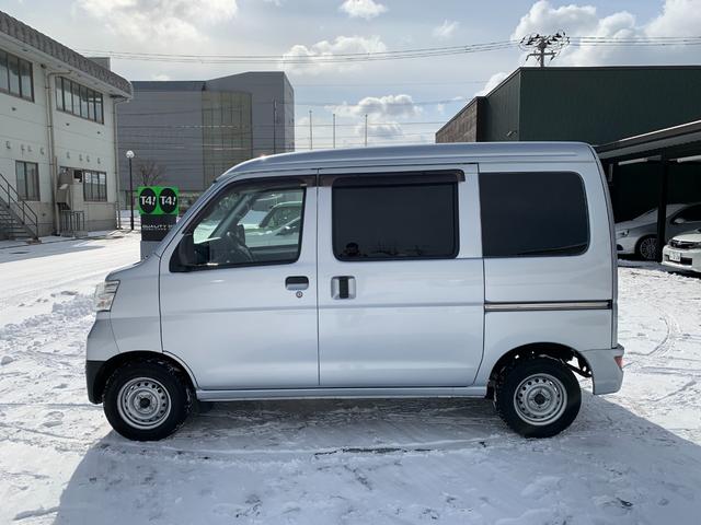ハイゼットカーゴ スペシャル　４ＷＤ　禁煙ワンオーナー　ディーラー記録簿完備　前後ドライブレコーダー　リモコンエンジンスターター　ＬＥＤフォグランプ　エアコン　アイドリングストップ　パワーステアリング　集中ドアロック（30枚目）