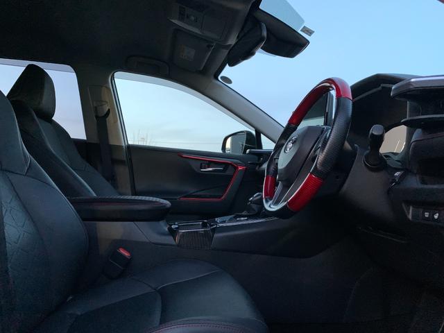 ＲＡＶ４ アドベンチャー　オフロードパッケージＩＩ　４ＷＤ　禁煙車　記録簿完備　ＢＦＧｏｏｄｒｉｃｈ２４５／６５Ｒ１７　ＲＡＹＳ　ＡＷ　純正１０．５インチナビフルセグＴＶ　バックカメラ　ＬＥＤライト　黒革パワーシート　シートヒーター＆ベンチレーション（19枚目）