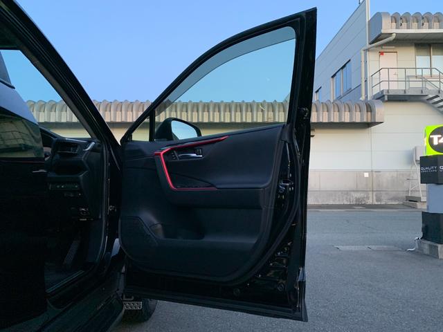 ＲＡＶ４ アドベンチャー　オフロードパッケージＩＩ　４ＷＤ　禁煙車　記録簿完備　ＢＦＧｏｏｄｒｉｃｈ２４５／６５Ｒ１７　ＲＡＹＳ　ＡＷ　純正１０．５インチナビフルセグＴＶ　バックカメラ　ＬＥＤライト　黒革パワーシート　シートヒーター＆ベンチレーション（33枚目）