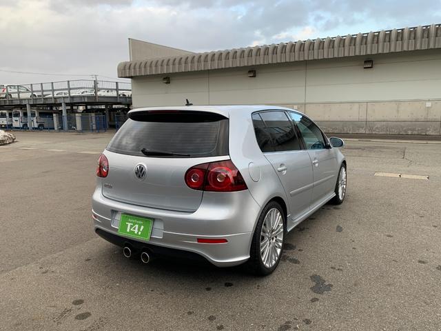 ゴルフ Ｒ３２　４ＷＤ　禁煙車　車検令和９年１２月迄　記録簿　ＨＤＤナビフルセグＴＶ　ヒーター付黒革シート　ＥＴＣ　純正１８インチアルミホイール　ＨＩＤオートヘッドライト　前後ドライブレコーダー　オートエアコン（38枚目）