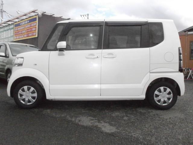 Ｎ－ＢＯＸ Ｇ　プッシュスタート　スマートキー　アイドリングストップ　禁煙車　社外エクリプスメモリーナビナビ地デジ　ＤＶＤビデオ　ＣＤ　ＳＤＲＥＣ　ＵＳＢジャック　夏＆冬タイヤホイール付き（4枚目）