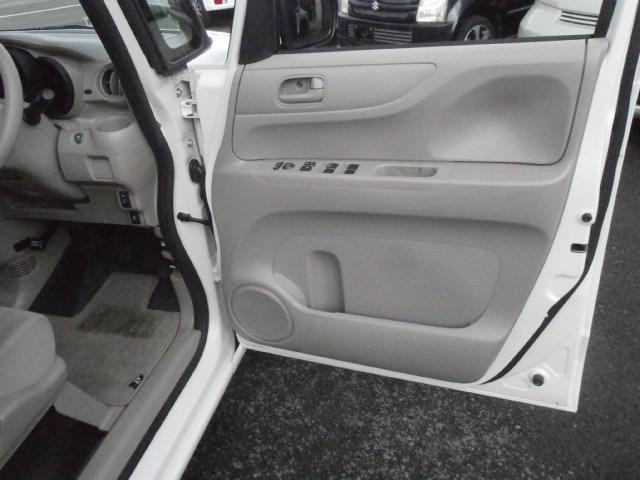 Ｎ－ＢＯＸ Ｇ　プッシュスタート　スマートキー　アイドリングストップ　禁煙車　社外エクリプスメモリーナビナビ地デジ　ＤＶＤビデオ　ＣＤ　ＳＤＲＥＣ　ＵＳＢジャック　夏＆冬タイヤホイール付き（18枚目）