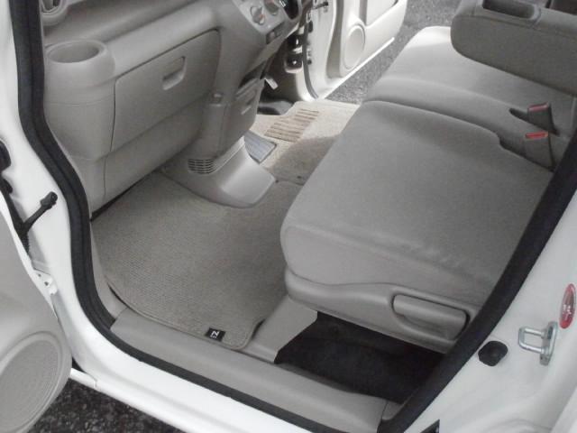 Ｎ－ＢＯＸ Ｇ　プッシュスタート　スマートキー　アイドリングストップ　禁煙車　社外エクリプスメモリーナビナビ地デジ　ＤＶＤビデオ　ＣＤ　ＳＤＲＥＣ　ＵＳＢジャック　夏＆冬タイヤホイール付き（23枚目）
