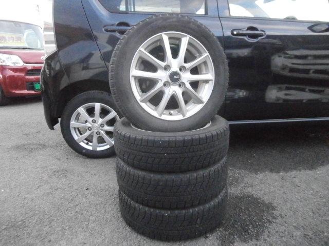 ワゴンRスティングレー X レーダーブレーキサポート装着車 誤発進抑制機能、4WD プッシュスタート スマートキー アイドリングストップ シートヒーター ディスチャージヘッドランプ Bluetoothオーディオ ハンズフリー(15枚目)