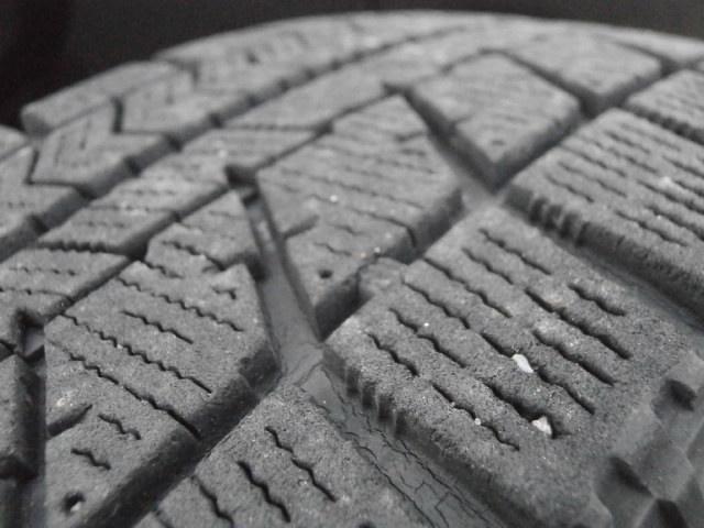 ワゴンRスティングレー X レーダーブレーキサポート装着車 誤発進抑制機能、4WD プッシュスタート スマートキー アイドリングストップ シートヒーター ディスチャージヘッドランプ Bluetoothオーディオ ハンズフリー(16枚目)