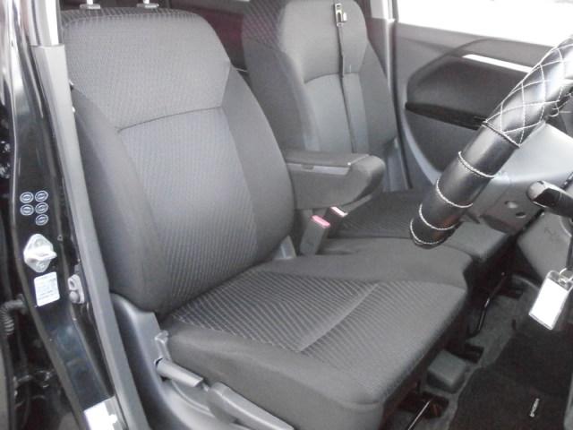 ワゴンRスティングレー X レーダーブレーキサポート装着車 誤発進抑制機能、4WD プッシュスタート スマートキー アイドリングストップ シートヒーター ディスチャージヘッドランプ Bluetoothオーディオ ハンズフリー(19枚目)