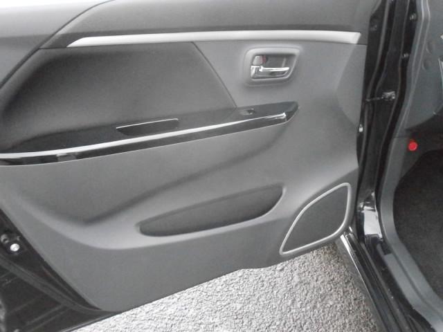 ワゴンRスティングレー X レーダーブレーキサポート装着車 誤発進抑制機能、4WD プッシュスタート スマートキー アイドリングストップ シートヒーター ディスチャージヘッドランプ Bluetoothオーディオ ハンズフリー(20枚目)