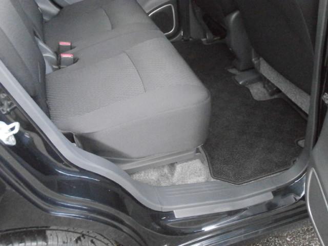 ワゴンRスティングレー X レーダーブレーキサポート装着車 誤発進抑制機能、4WD プッシュスタート スマートキー アイドリングストップ シートヒーター ディスチャージヘッドランプ Bluetoothオーディオ ハンズフリー(25枚目)