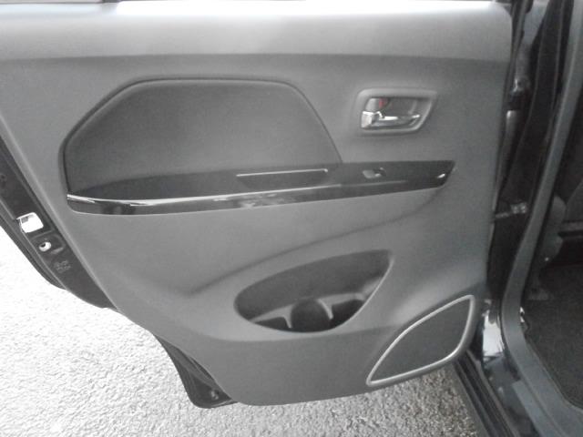 ワゴンRスティングレー X レーダーブレーキサポート装着車 誤発進抑制機能、4WD プッシュスタート スマートキー アイドリングストップ シートヒーター ディスチャージヘッドランプ Bluetoothオーディオ ハンズフリー(27枚目)