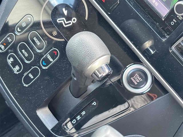 デイズルークス Ｘ　Ｖセレクション　４ＷＤ　ＥＴＣ　全周囲カメラ　両側電動スライドドア　ナビ　ＴＶ　衝突被害軽減システム　スマートキー　アイドリングストップ　ベンチシート　ＣＶＴ　盗難防止システム　ＡＢＳ　ＥＳＣ　ＣＤ　ＤＶＤ再生（8枚目）