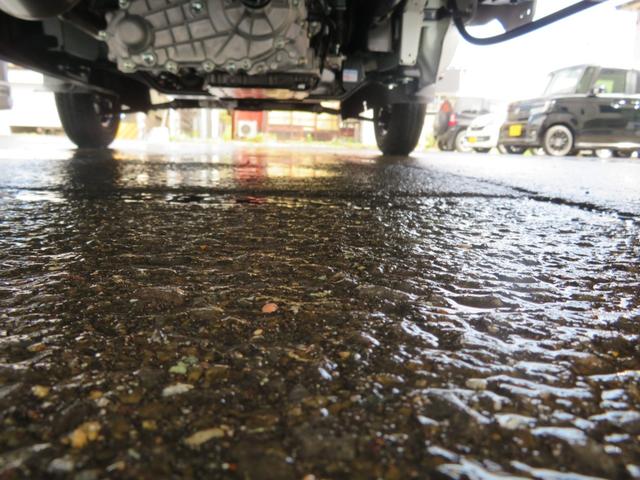 KCエアコン・パワステ セーフテイサポート4WD アイドリングストップ機能 オートハイビーム サイドバイザー アッパーメンバーガード(12枚目)