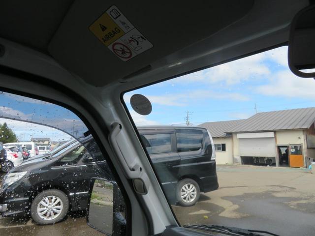 KCエアコン・パワステ セーフテイサポート4WD アイドリングストップ機能 オートハイビーム サイドバイザー アッパーメンバーガード(24枚目)