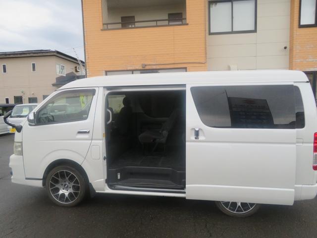 ハイエースワゴン ＧＬ　４ＷＤ　１０人乗り　パワースライド　ナビ　バックカメラ　ＥＴＣ（21枚目）