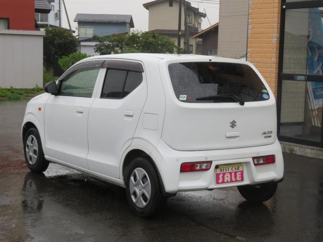 アルト L 4WDアイドリングストップ機能 衝突軽減前後センサー 社外ナビ バックカメラ ブルトウース機能 ETC スタッドレスタイヤ キーレス 禁煙車 電動格納ミラー ドアミラーボデイ同色(6枚目)